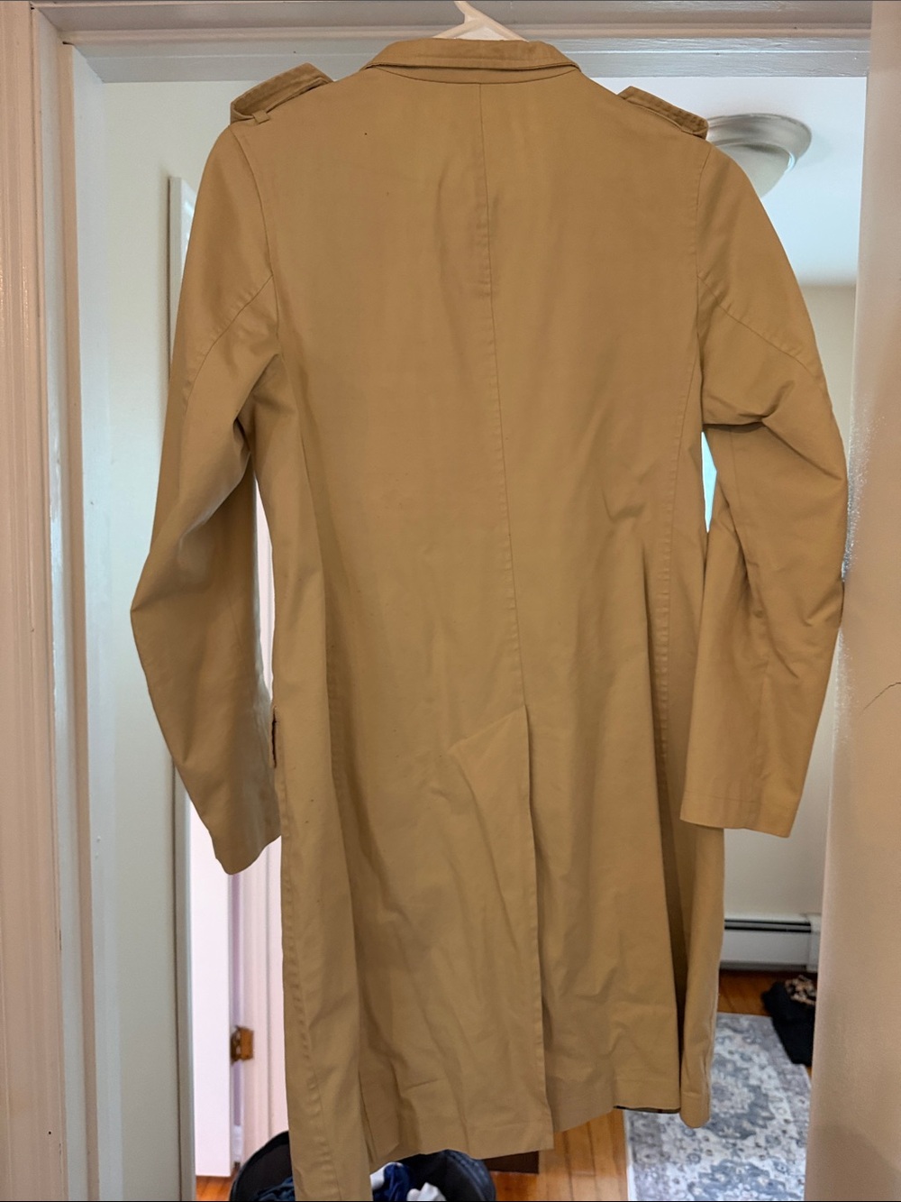 Burberry coat - Picture 7 of 7